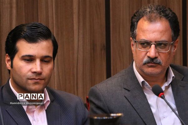 جلسه تودیع و معارفه مدیرکل آموزش و پرورش شهرستان‌های استان تهران