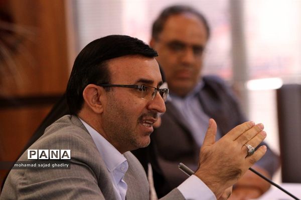 جلسه شورای معاونین پرورشی و فرهنگی مناطق 19 گانه شهر تهران