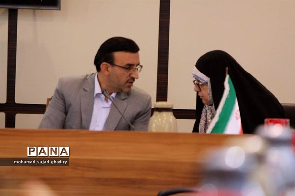 جلسه شورای معاونین پرورشی و فرهنگی مناطق 19 گانه شهر تهران