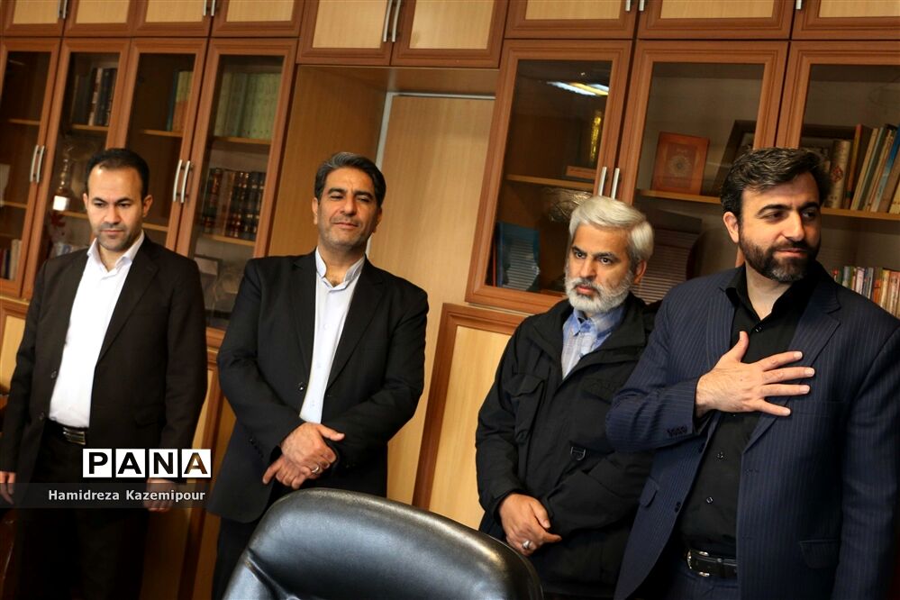 دیدار مدیرکل آموزش‌و‌پرورش شهرستان‌های استان تهران با همکاران اداری