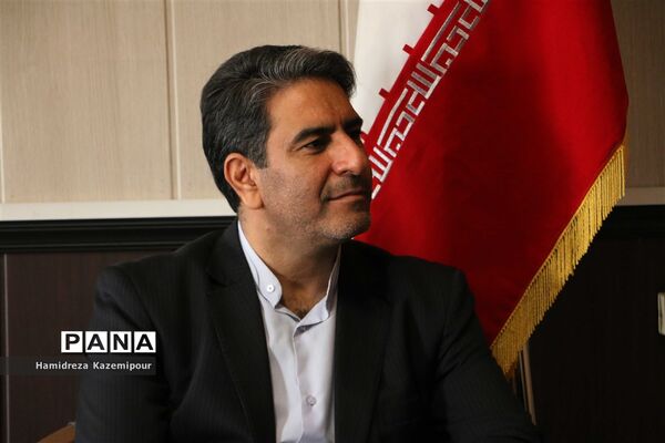 دیدار مدیرکل آموزش‌و‌پرورش شهرستان‌های استان تهران با همکاران اداری