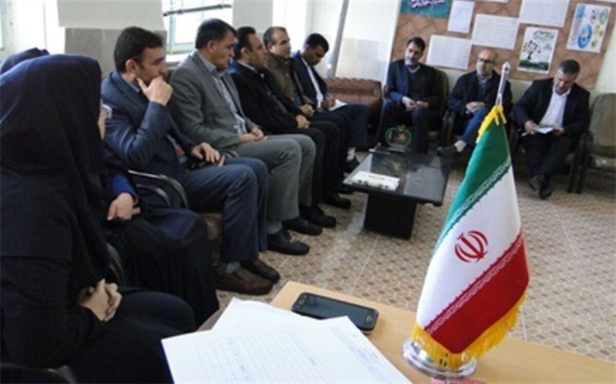 جلسه هیات امنای پژوهش سرای پویندگان شهرستان سمیرم برگزار شد