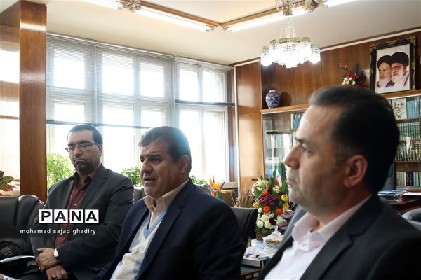 جلسه هماهنگی بزرگداشت چهلمین سال پیروزی انقلاب اسلامی