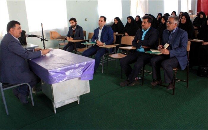 بازدید معاون پرورشی اداره کل آموزش و پرورش استان از مدارس شهرستان اشکذر