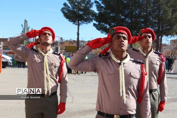 بیستمین مانور سراسری زلزله در دبیرستان متوسطه اول سلمان فارسی  شهرستان بیرجند