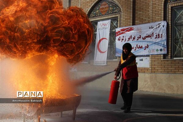 بیستمین مانور سراسری زلزله قم