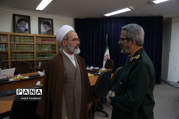 دیدار رئیس سازمان بسیج مستضعفین با علما و مراجع تقلید در قم