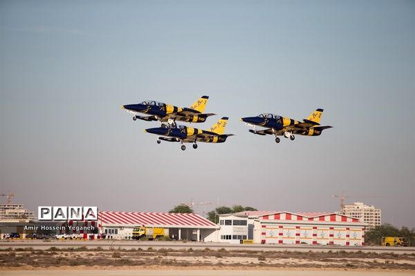 نمایش هوایی نهمین نمایشگاه بین‌المللی حمل‌ونقل هوایی در کیش