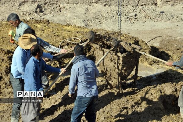 «بام اندود» یکی از آیین‌های قدیمی مردم خراسان جنوبی