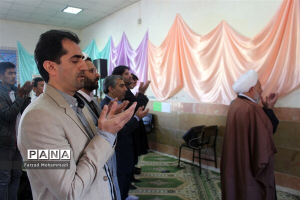 حضور امام جمعه چهاردانگه در دبیرستان سروش