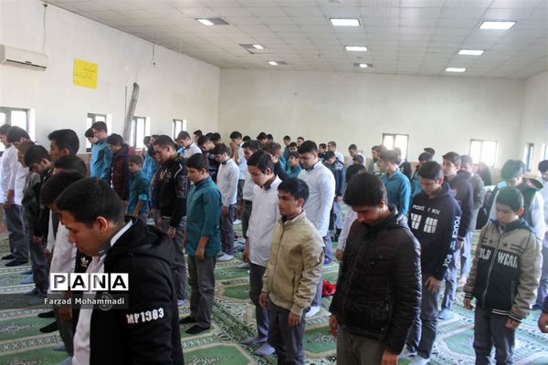 حضور امام جمعه چهاردانگه در دبیرستان سروش