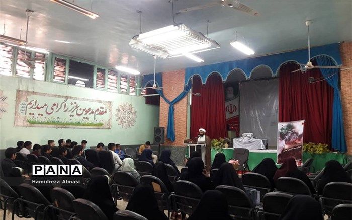 آسیب تندروی بنام اسلام فراتر از تندروی های کفار است