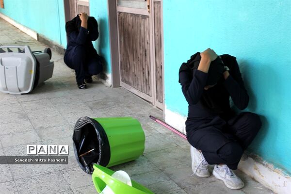 بیستمین مانور زلزله و ایمنی در مدارس استان بوشهر - ۱