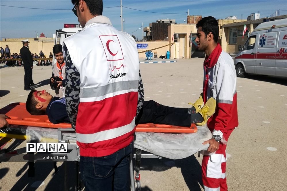 برگزاری بیستمین مانور زلزله و ایمنی در مدارس نی ریز