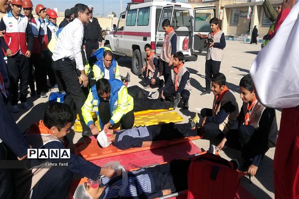 برگزاری بیستمین مانور زلزله و ایمنی در مدارس نی ریز