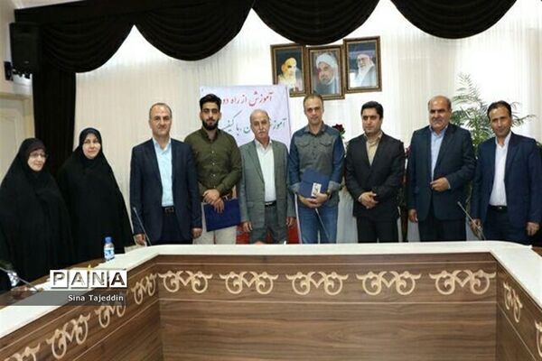 نشست خبری مدیرکل آموزش‌وپرورش مازندران
