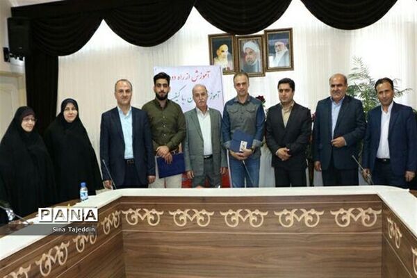 نشست خبری مدیرکل آموزش‌وپرورش مازندران