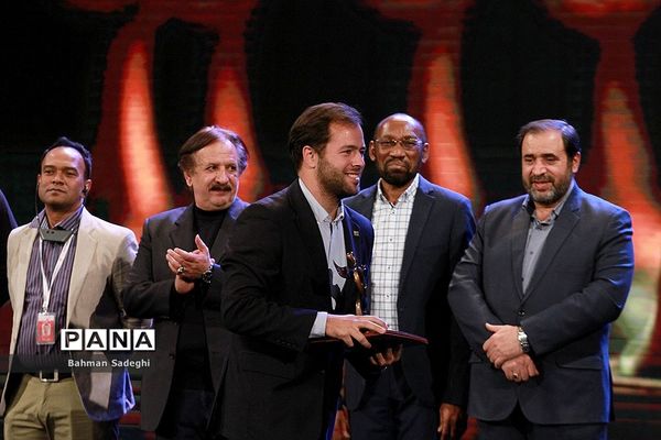 اختتامیه پانزدهمین جشنواره بین‌المللی فیلم مقاومت