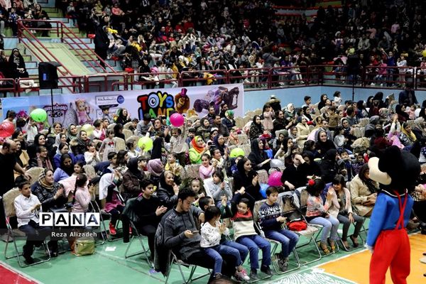 جشن بزرگ کودک و خانواده در ارومیه