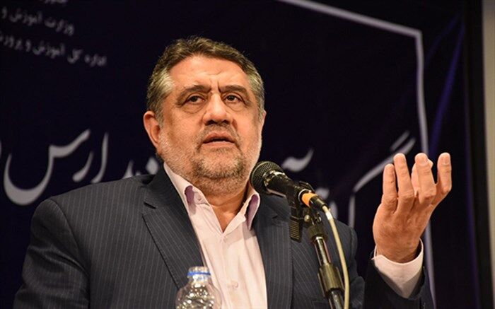 توجه به سند تحول بنیادین آموزش و پرورش باید از مقطع ابتدایی آغاز شود