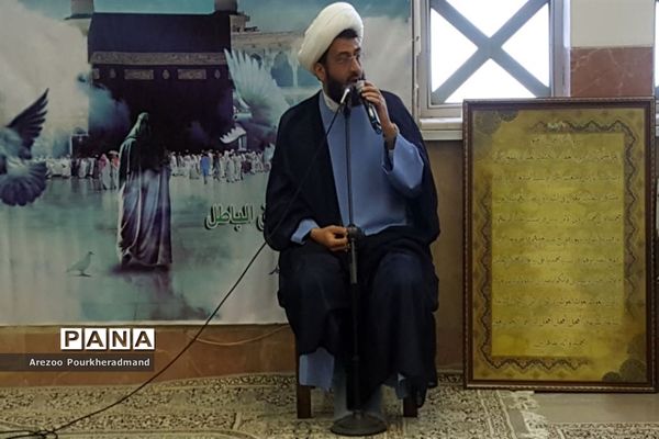 برگزاری دعای ندبه دانش آموزی در دبیرستان فرزانگان حکیم زاده ناحیه یک یزد