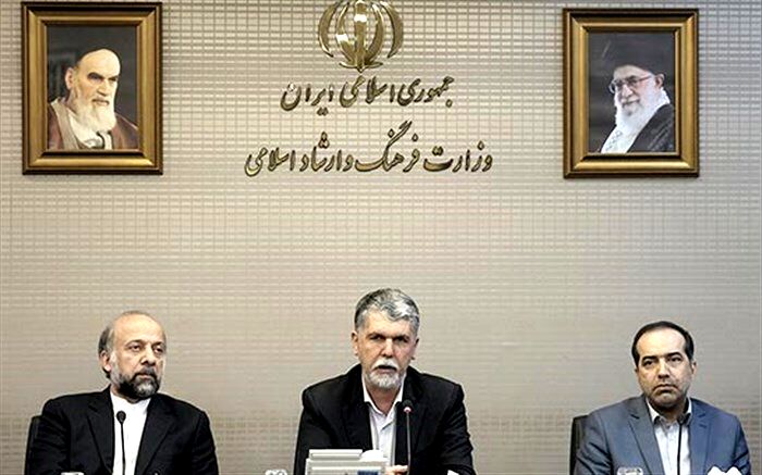 عباس صالحی: نوسازی و آینده‌نگری در حوزه سینما یک ضرورت است