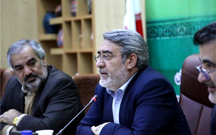 وزیر کشور: کردستان از شرایط تحریم فرصت خلق کند