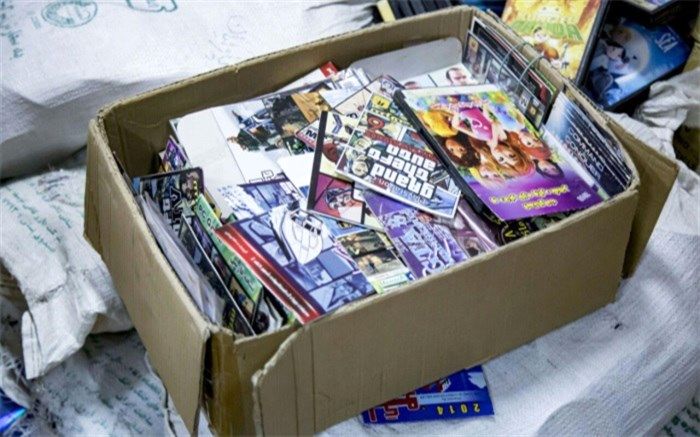 جمع آوری 4 هزار DVD غیرمجاز در یک روز