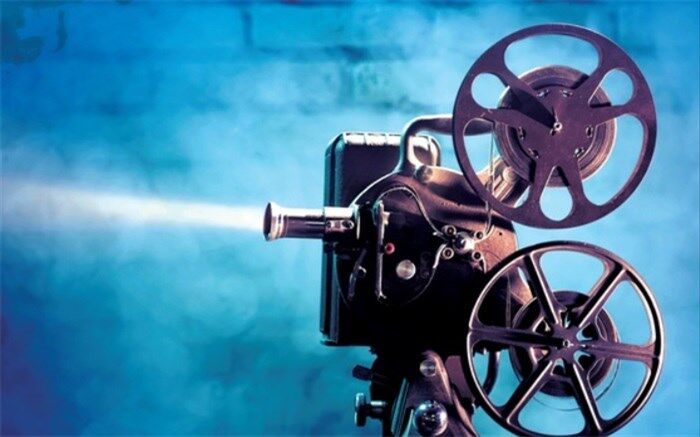 نمایش و نقد و بررسی فیلم سینمایی« فراماشین» در دردومین نشست «سینماIT»