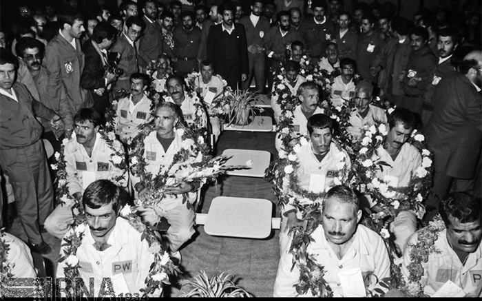 تصاویر/ بازگشت نخستین گروه اسرای مجروح به کشور