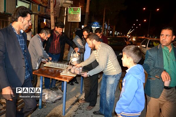 جشن میلاد پیامبر خوبی‌ها حضرت محمد(‌ص‌) در خیابان توحید بیرجند