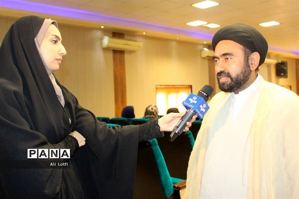 همایش وحدت  اهل سنت و شیعه به میزبانی منطقه دوم نیروی دریایی سپاه بوشهر