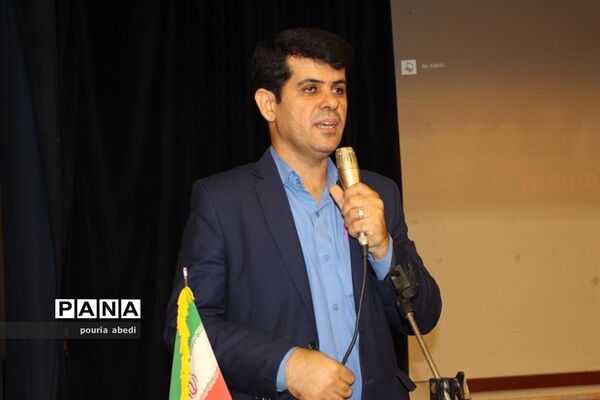 جشن میلاد دو نور مدرسه شهید کاوه بوشهر