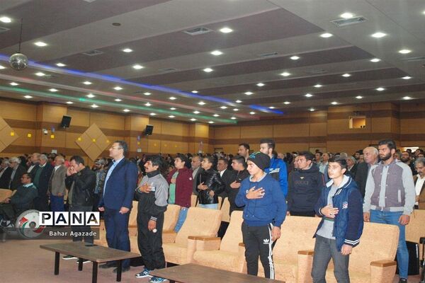 همایش تجلیل از ورزشکاران و مدال آوران فشافویه