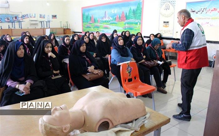 دوره آموزشی مربیان  پیشتاز خواهر در یاسوج برگزار شد + تصاویر