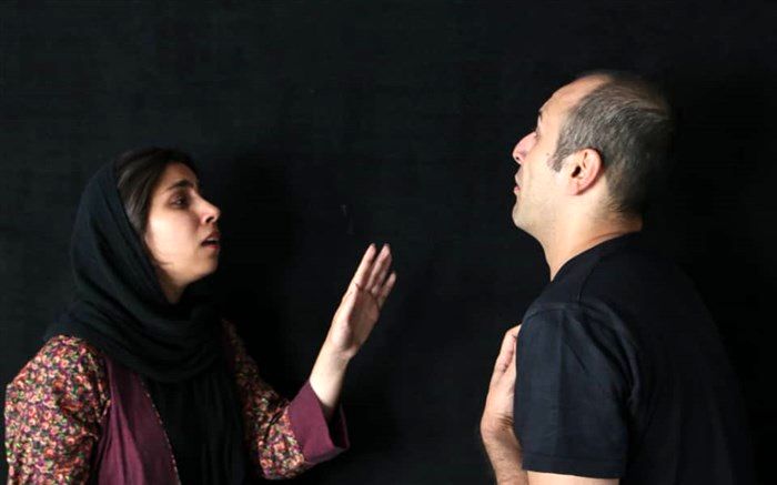 مهران خوش بین نمایش «مُروارید » را در فرهنگسرای ارسباران به روی صحنه می‌برد