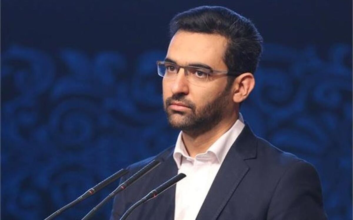 وزیر ارتباطات: کاهش ۳۰ درصدی قیمت گوشی کار سختی نیست