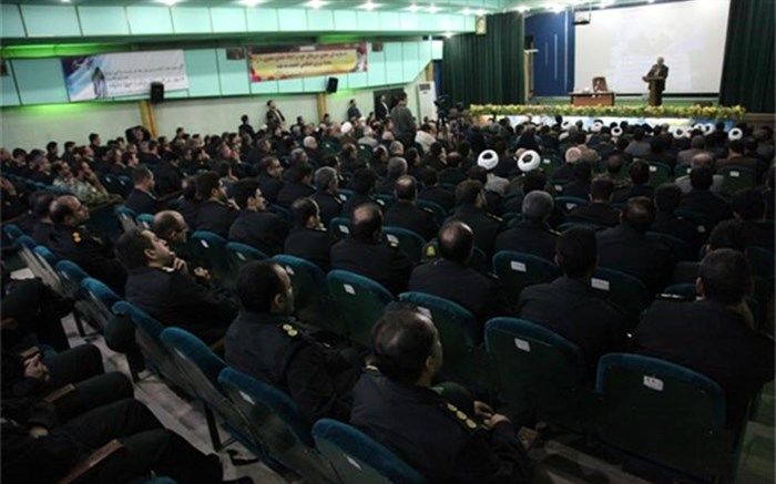 امنیت پایدار کردستان حاصل همدلی وهمراهی همە نیروهای نظامی، انتظامی وامنیتی است