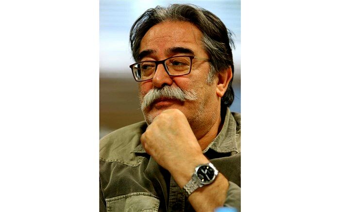 دبیر رشته کاریکاتور جشنواره هنرهای تجسمی فجر:حضور افراد متخصص در جشنواره تجسمی جلوی ورود کارهای کپی را می گیرد