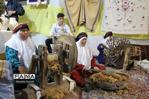 افتتاح سومین نمایشگاه ملی صنایع دستی خراسان جنوبی