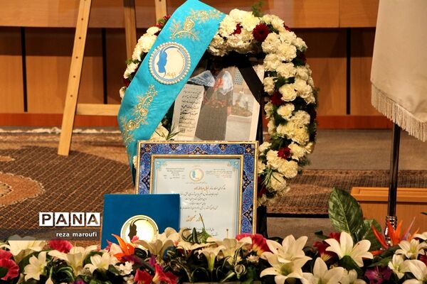 نخستین آیین گرامیداشت مقام والای مادر در ارومیه