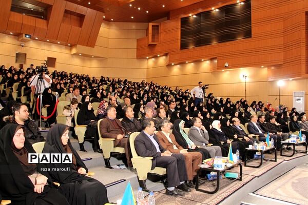 نخستین آیین گرامیداشت مقام والای مادر در ارومیه