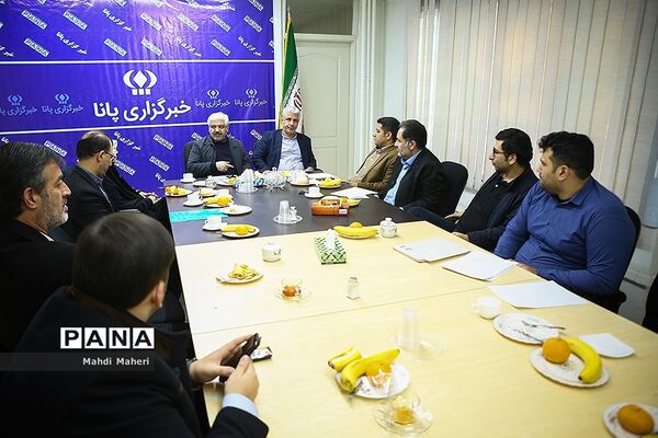 بازدید معاون توسعه مدیریت پشتیبانی وزارت آموزش و پرورش از خبرگزاری پانا
