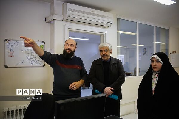 بازدید معاون توسعه مدیریت پشتیبانی وزارت آموزش و پرورش از خبرگزاری پانا