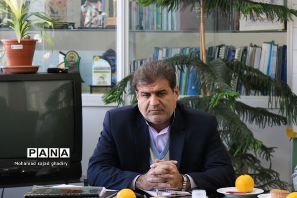 نشست صمیمی مدیرکل آموزش و پرورش شهرتهران با حوزه معاونت پرورشی و فرهنگی