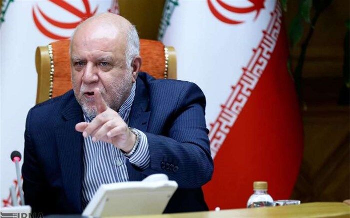 زنگنه: بیشترین فشارها برای جلوگیری از صادرات نفتی و پتروشیمی است