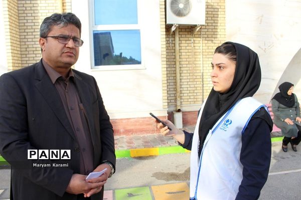 جشنواره آب و زندگی در دبستان معینی بوشهر