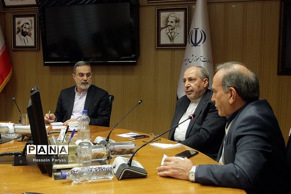 دیدار وزرای اسبق وزارت آموزش و پرورش با سید محمد بطحایی