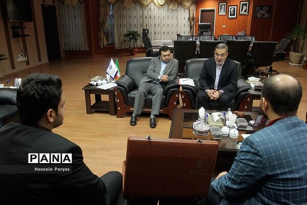 دیدار وزیر آموزش و پرورش با جمعی از نمایندگان مجلس