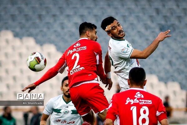 دیدار تیم های پرسپولیس و ذوب آهن